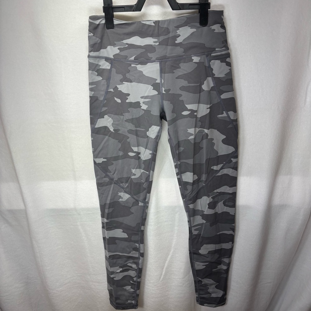 SWEATY BETTY THE POWER Womens Small Black Gray Leopard print 7/8 Length Leggings
